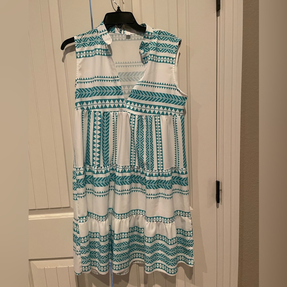 Green and white dress size medium